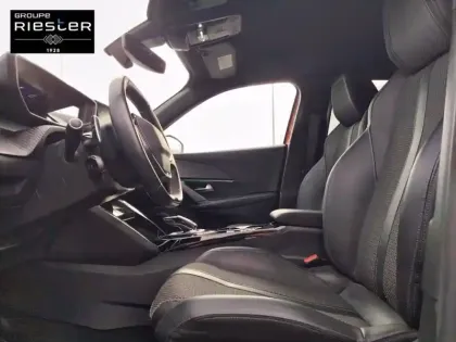 Photo 10 Peugeot 2008  PureTech 130 S&S EAT8