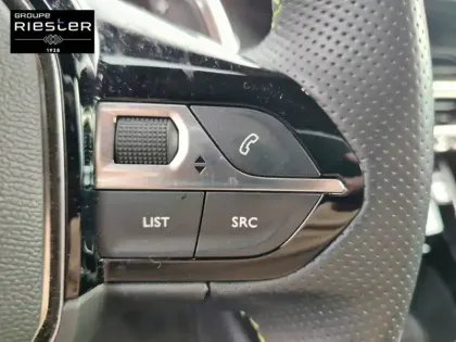 Photo 20 Peugeot 2008  PureTech 130 S&S EAT8