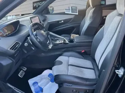 Photo 8 Peugeot 3008  Hybrid4 300 e-EAT8