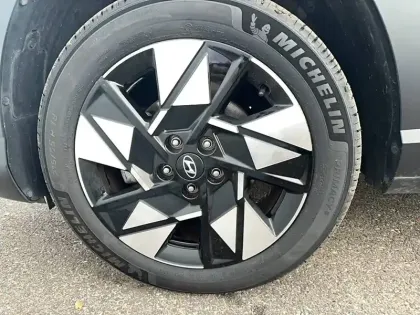 Photo 27 Hyundai Kona  Hybrid 141