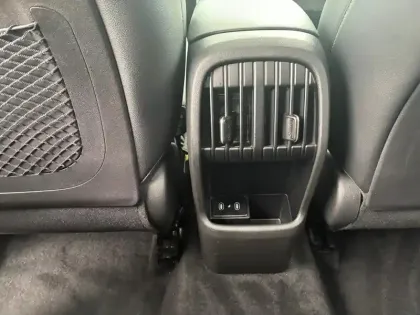 Photo 32 Hyundai Kona  Hybrid 129