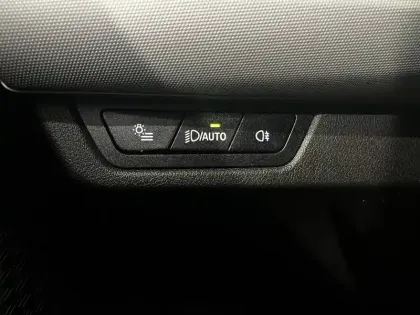 Photo 38 BMW X1  sDrive 18i 136ch DKG7