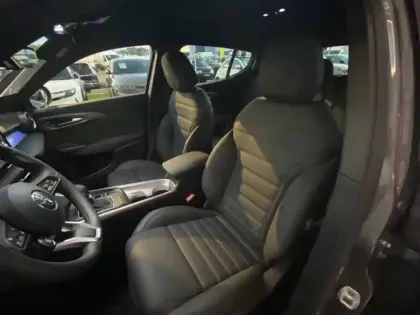 Photo 97 Alfa Romeo Tonale  1.3 Hybride Rechargeable PHEV 280ch AT6 e-Q4