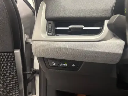 Photo 31 BMW X1  sDrive 18i 136ch DKG7