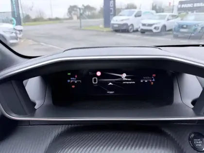 Photo 32 Peugeot 208  PureTech 100 S&S BVM6