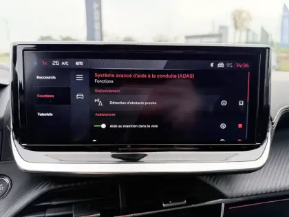 Photo 25 Peugeot 208  PureTech 100 S&S BVM6