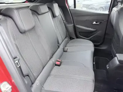 Photo 13 Peugeot 208  PureTech 100 S&S BVM6