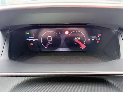 Photo 21 Peugeot 208  PureTech 100 S&S BVM6