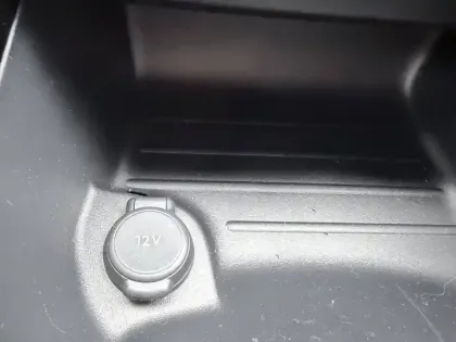 Photo 37 Peugeot 208  PureTech 100 S&S BVM6