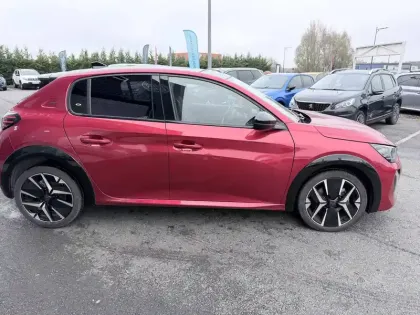 Photo 11 Peugeot 208  PureTech 100 S&S BVM6