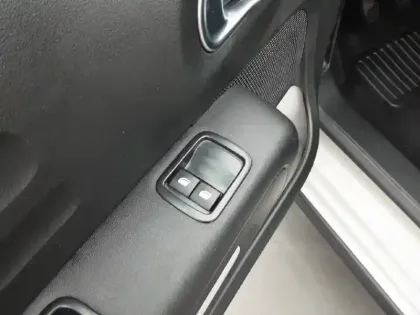 Photo 17 Citroën C3  PureTech 83 S&S BVM5