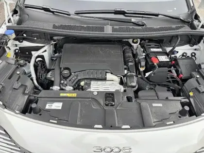 Photo 6 Peugeot 3008  PureTech 130ch S&S EAT8 GT