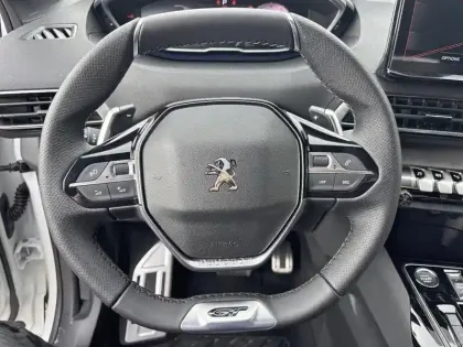 Photo 11 Peugeot 3008  PureTech 130ch S&S EAT8 GT