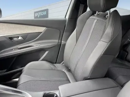 Photo 8 Peugeot 3008  PureTech 130ch S&S EAT8 GT