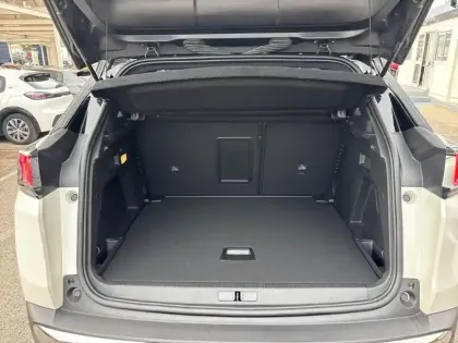 Photo 7 Peugeot 3008  PureTech 130ch S&S EAT8 GT