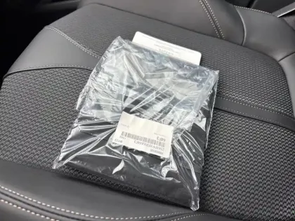 Photo 15 Peugeot 3008  PureTech 130ch S&S EAT8 GT