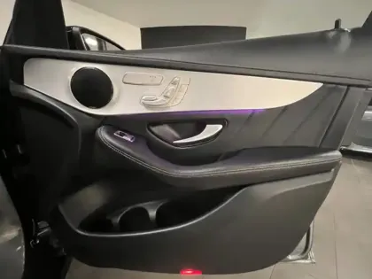 Photo 23 Mercedes Classe GLC 300de 4MATIC AMG Line