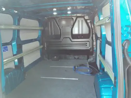 Photo 8 Ford Transit Custom Fg 340 L1H1 Electrique 160 kW 218ch Sport