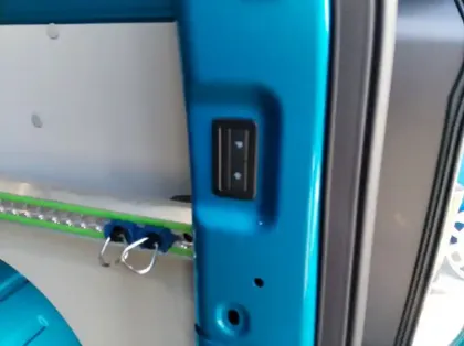 Photo 17 Ford Transit Custom Fg 340 L1H1 Electrique 160 kW 218ch Sport