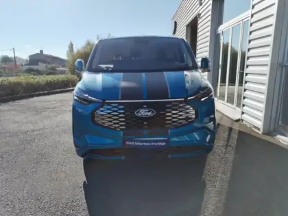 Photo 20 Ford Transit Custom Fg 340 L1H1 Electrique 160 kW 218ch Sport