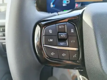 Photo 15 Ford Transit Custom Fg 340 L1H1 Electrique 160 kW 218ch Sport