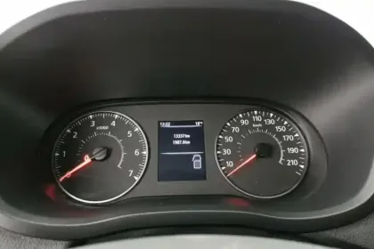 Photo 15 Renault Master FOURGON FGN TRAC F3500 L2H2 BLUE DCI 135 CONFORT