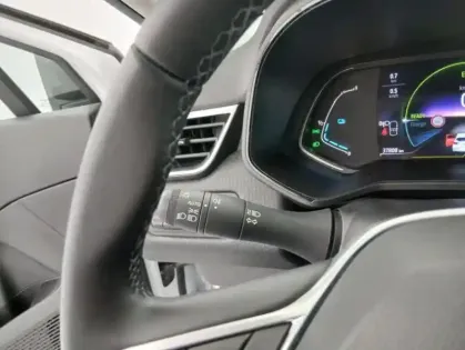 Photo 23 Renault Clio V E-Tech full hybrid 145 Equilibre