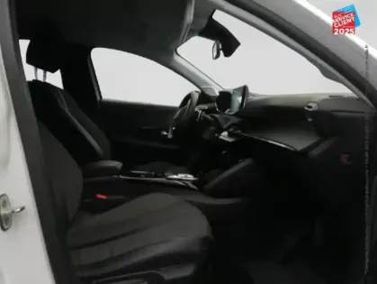 Photo 19 Peugeot 208  1.2 PureTech 100ch S/S Allure EAT8 Carplay