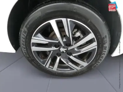 Photo 24 Peugeot 208  1.2 PureTech 100ch S/S Allure EAT8 Carplay