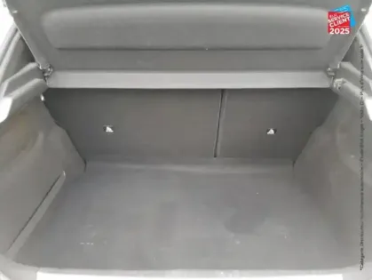 Photo 28 Peugeot 208  1.2 PureTech 100ch S/S Allure EAT8 Carplay