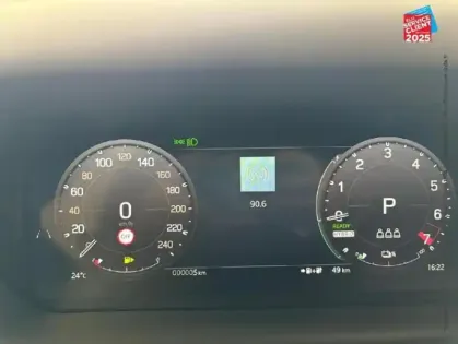 Photo 11 Land rover Defender  110 2.0 P300e PHEV Black Edition