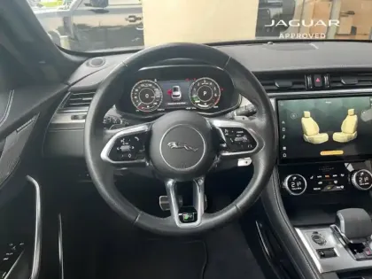 Photo 11 Jaguar F-Pace  P400e Plug-in-Hybrid R-Dynamic SE BVA8 AWD