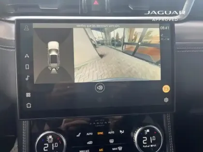 Photo 9 Jaguar F-Pace  P400e Plug-in-Hybrid R-Dynamic SE BVA8 AWD