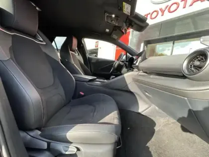 Photo 12 Toyota C-HR  2.0 Hybride Rechargeable 225ch GR Sport NG23