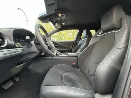 Photo 9 Toyota C-HR  2.0 Hybride Rechargeable 225ch GR Sport NG23