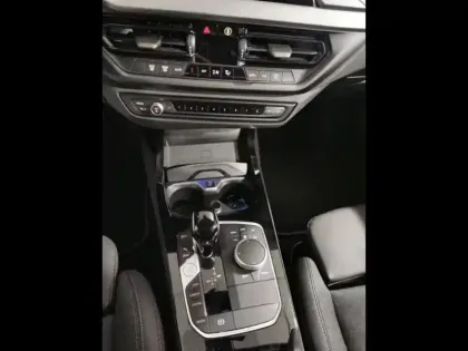 Photo 12 BMW Serie 1 Série 1 116iA 109ch Edition Sport DKG7