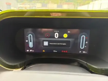 Photo 12 Fiat Grande Panda  1.2 Hybrid Turbo 110ch Icône eDCT6