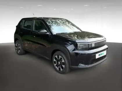 Photo 2 Fiat Grande Panda  1.2 Hybrid Turbo 110ch Icône eDCT6