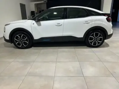 Photo 8 Citroën C4  Moteur électrique 136ch (100 kW) Feel Pack Business Automatique