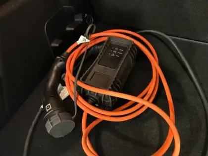 Photo 10 Citroën C4  Moteur électrique 136ch (100 kW) Feel Pack Business Automatique