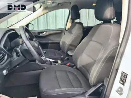 Photo 8 Ford Kuga  1.5 EcoBlue 120ch Titanium