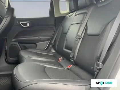 Photo 11 Jeep Compass  1.3 Turbo T4 240ch PHEV 4xe Trailhawk AT6 eAWD