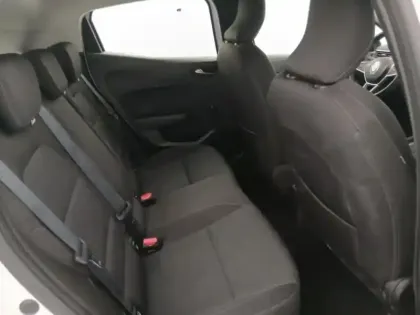 Photo 14 Renault Clio  1.6 E-Tech hybride 145ch Equilibre