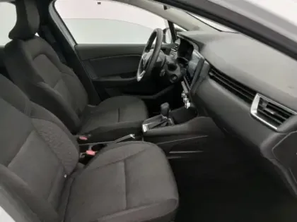 Photo 13 Renault Clio  1.6 E-Tech hybride 145ch Equilibre