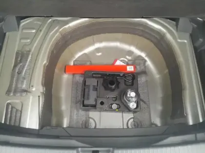 Photo 14 Volkswagen T-cross  1.0 TSI 116ch R-Line Edition DSG7