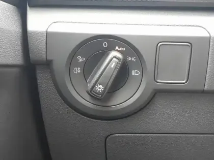 Photo 7 Volkswagen T-cross  1.0 TSI 116ch R-Line Edition DSG7