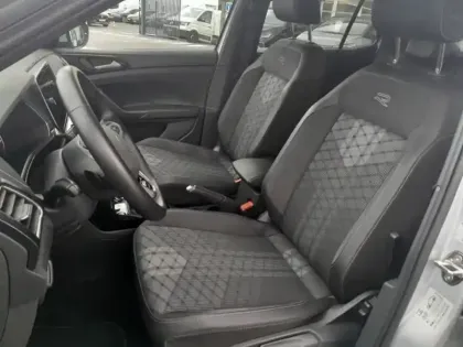 Photo 10 Volkswagen T-cross  1.0 TSI 116ch R-Line Edition DSG7