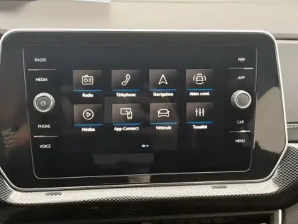 Photo 8 Volkswagen T-cross  1.0 TSI 116ch R-Line Edition DSG7