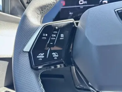 Photo 34 Peugeot 3008  Hybrid 145 e-DCS6