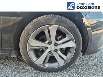 Photo 8 Peugeot 308  1.2 PureTech 130ch S&S BVM6 EU6